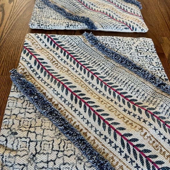 Surya Set‎ of 2 Throw Pillow Covers - Picture 4 of 12